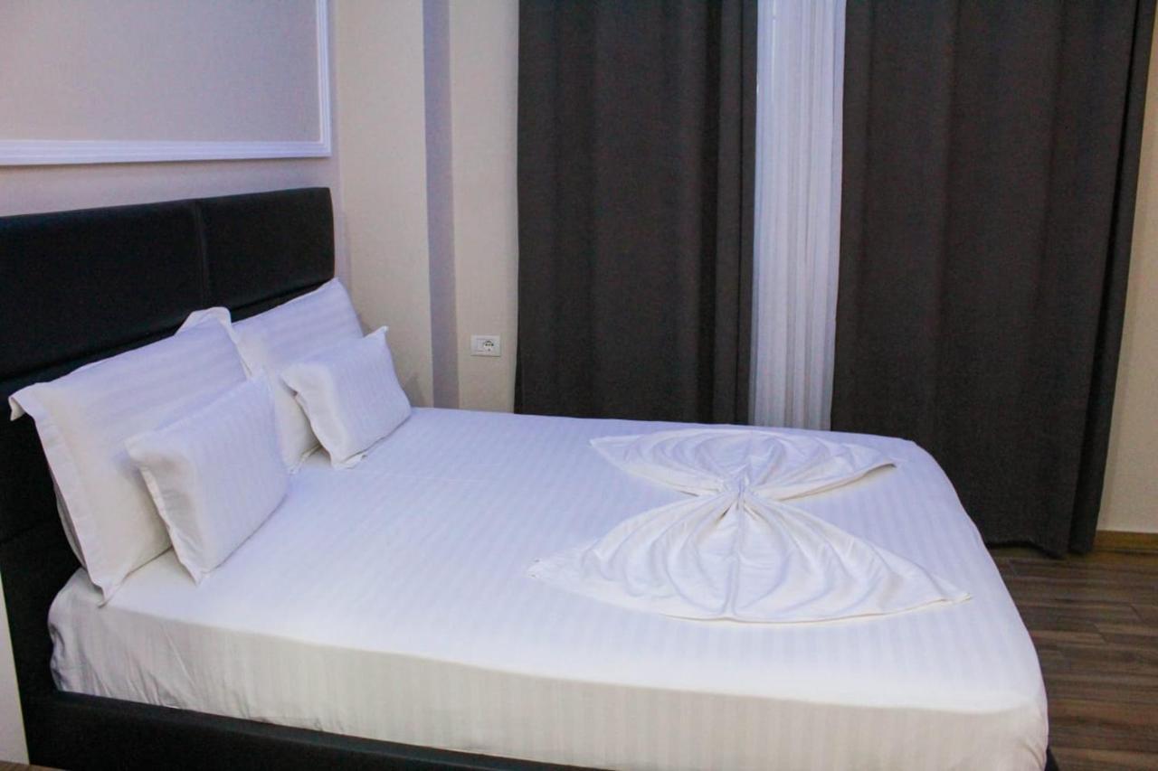 Hotel Golden Shkodra Exterior foto