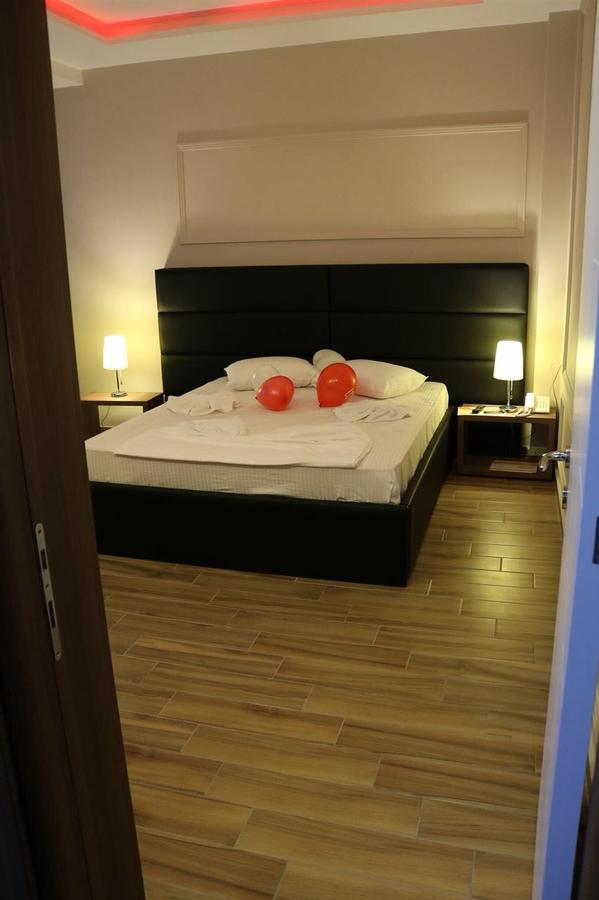 Hotel Golden Shkodra Exterior foto